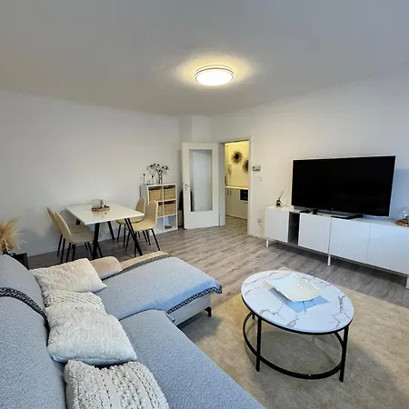 Studio Suite Mit Service Wie Im Hotel Göppingen Esterno foto