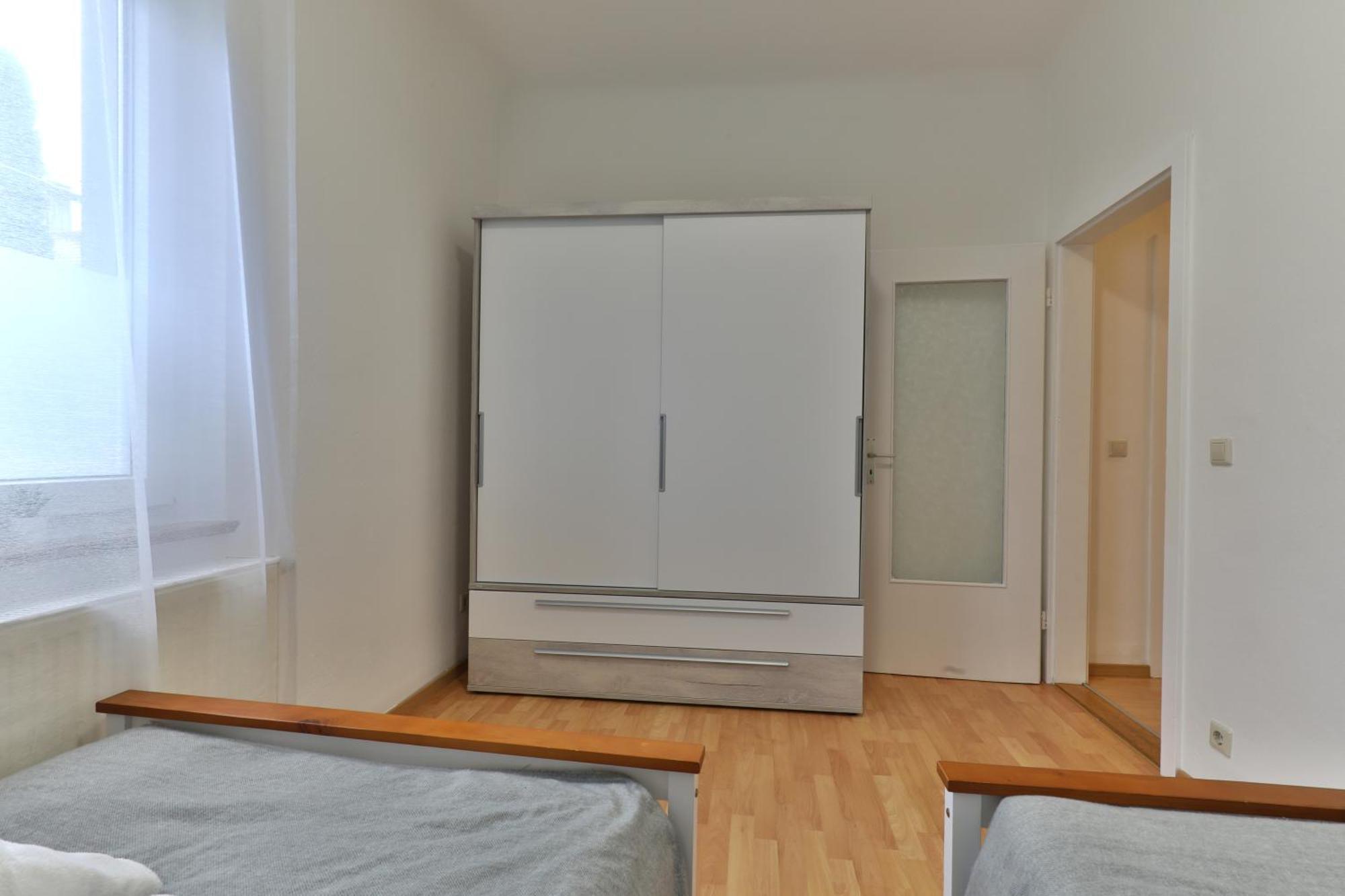Apartment Mit Service Im *